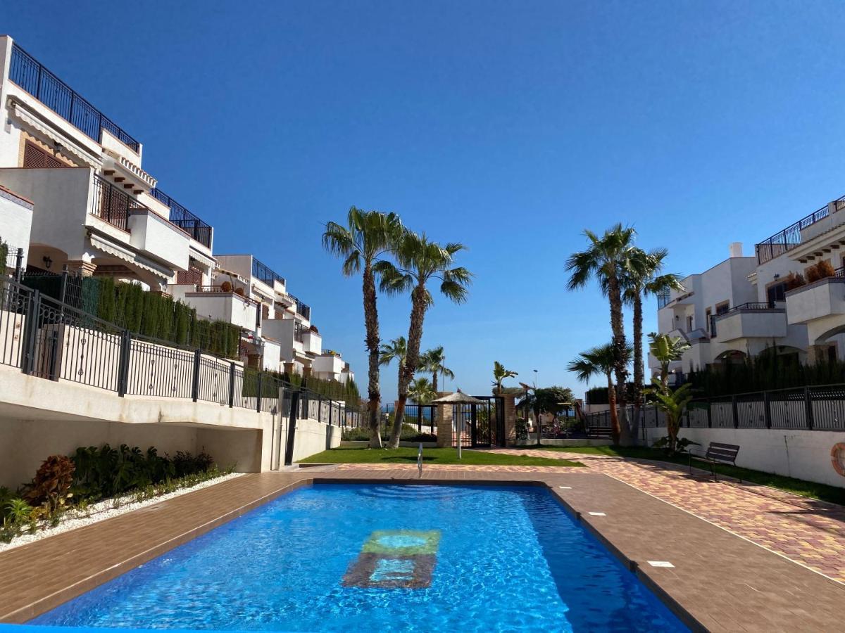 Impresionante Piso De Planta Baja Cerca Al Mar Apartment Torrevieja Ngoại thất bức ảnh